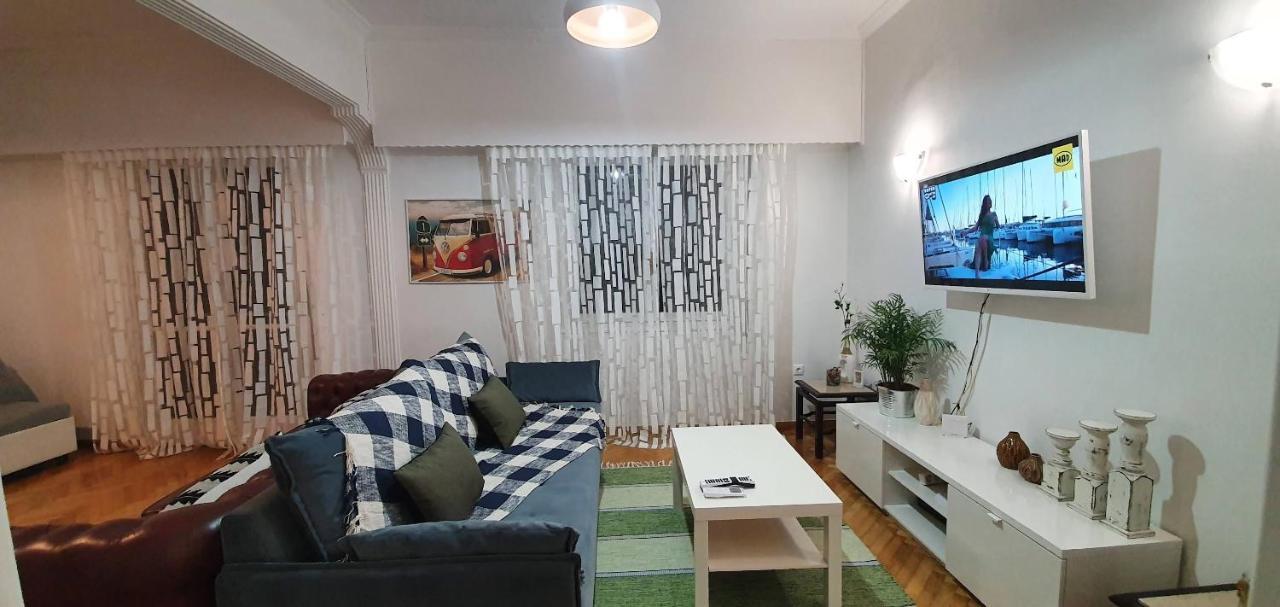 شقة Beautiful Renovated Flat In أثينا المظهر الخارجي الصورة