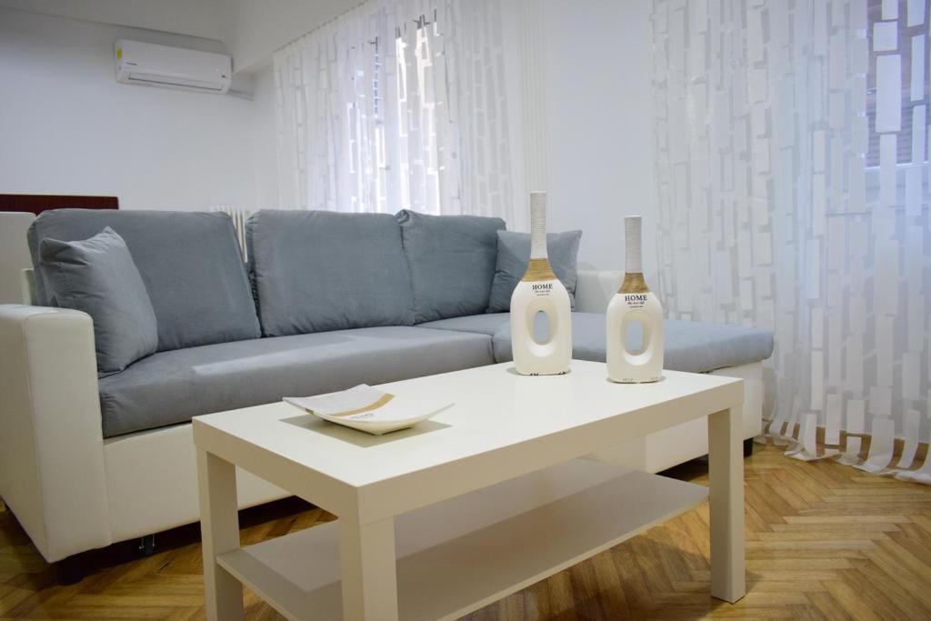 شقة Beautiful Renovated Flat In أثينا المظهر الخارجي الصورة